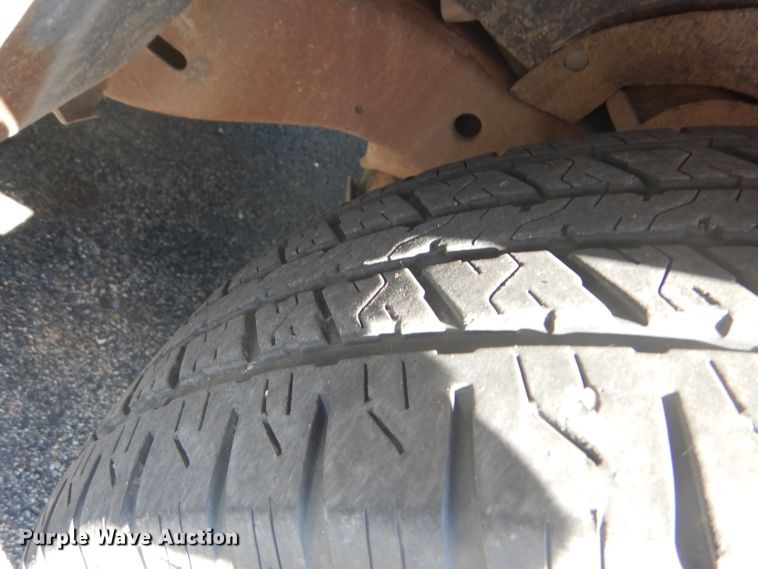 image for item GH9740 1999 Chevrolet Suburban C1500 SUV