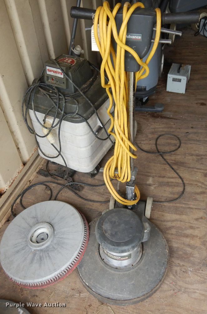 image for item GI9275 (2) Advance floor buffers