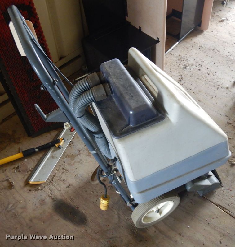 image for item GI9276 (2) Advance floor buffers