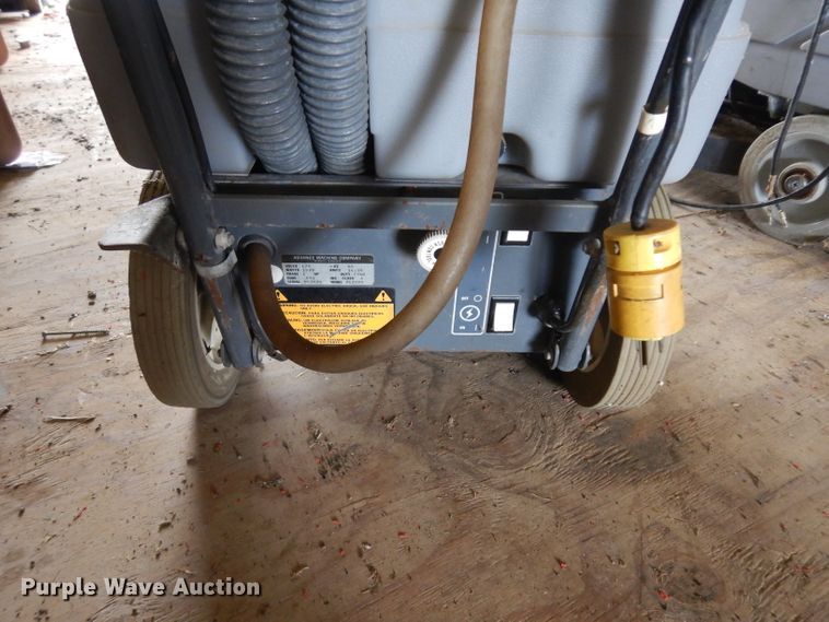 image for item GI9276 (2) Advance floor buffers