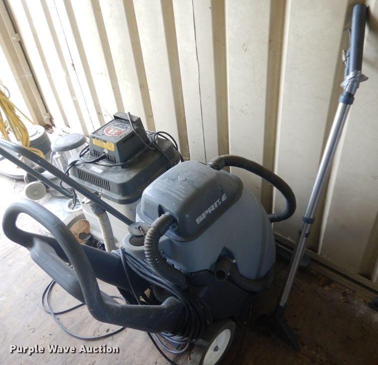image for item GI9277 (2) Advance floor buffers