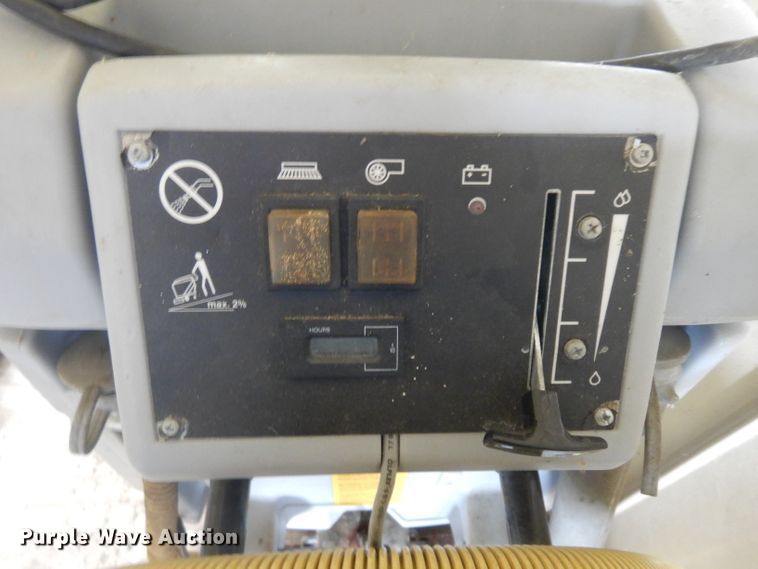 image for item GI9278 Advance BA5321 floor buffer