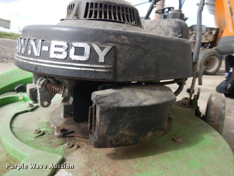 image for item GI9285 (2) Lawn Boy push mowers