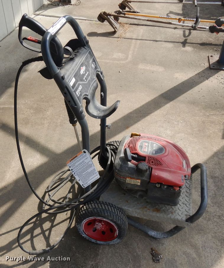 image for item GI9289 Briggs & Stratton Elite pressure washer