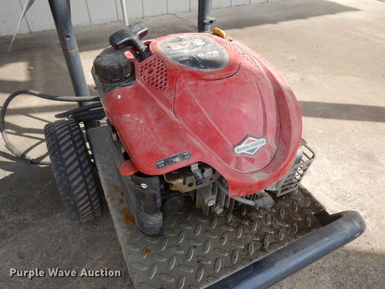 image for item GI9289 Briggs & Stratton Elite pressure washer