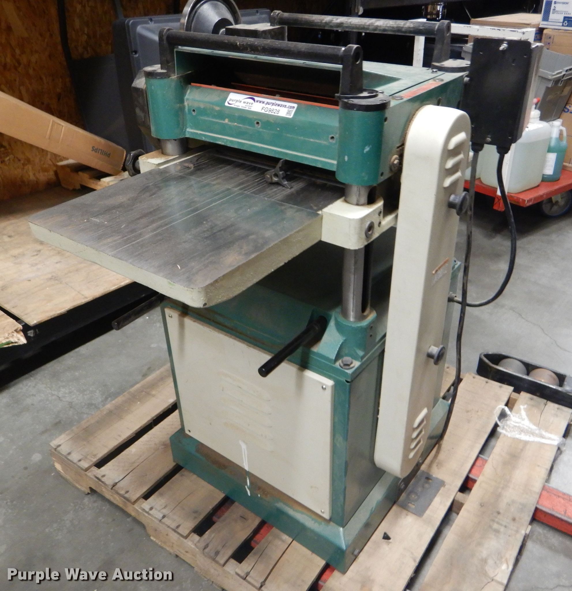 2006 Grizzly G0453 planer in Ellsworth , KS Item FG9828 sold Purple