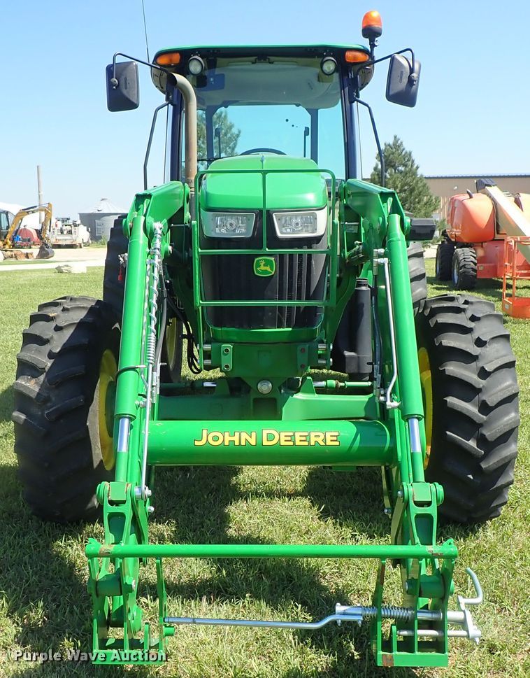 image for item DE0989 2014 John Deere 6105D MFWD tractor