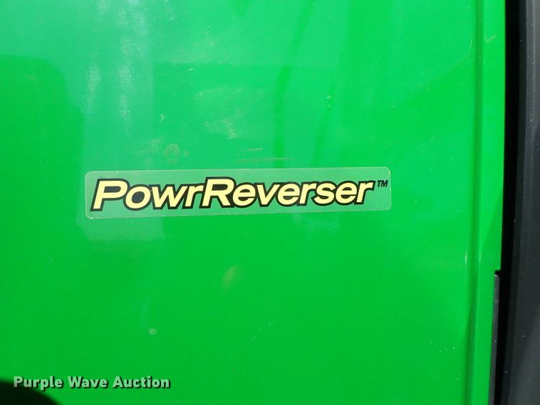 image for item DE0989 2014 John Deere 6105D MFWD tractor