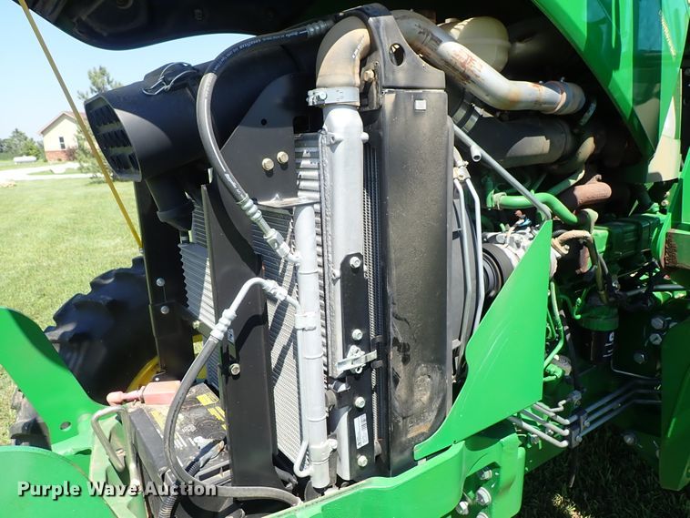 image for item DE0989 2014 John Deere 6105D MFWD tractor