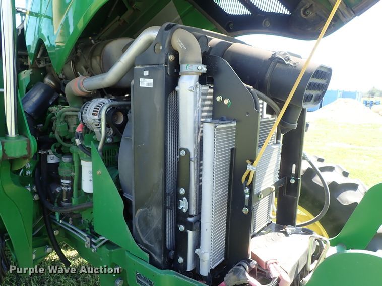 image for item DE0989 2014 John Deere 6105D MFWD tractor