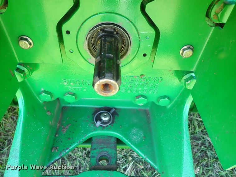image for item DE0989 2014 John Deere 6105D MFWD tractor