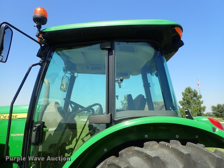image for item DE0989 2014 John Deere 6105D MFWD tractor