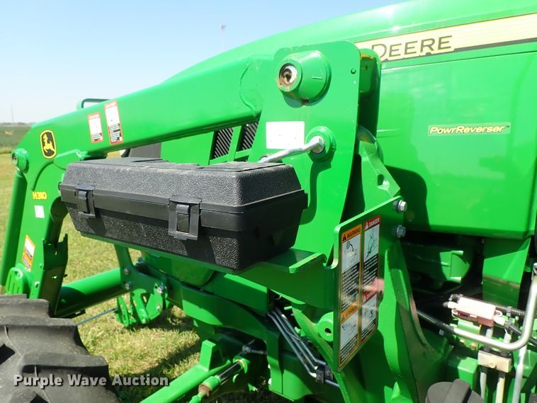 image for item DE0989 2014 John Deere 6105D MFWD tractor
