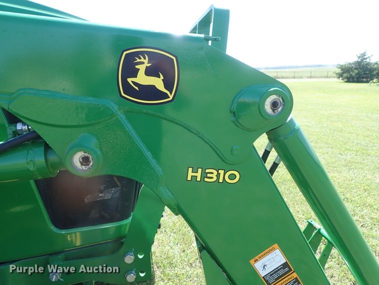 image for item DE0989 2014 John Deere 6105D MFWD tractor