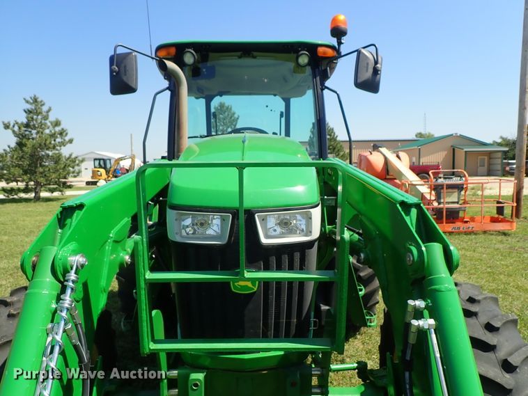 image for item DE0989 2014 John Deere 6105D MFWD tractor