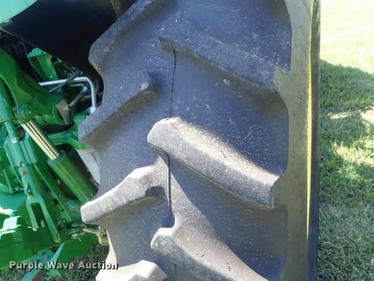 image for item DE0989 2014 John Deere 6105D MFWD tractor