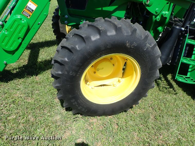 image for item DE0989 2014 John Deere 6105D MFWD tractor