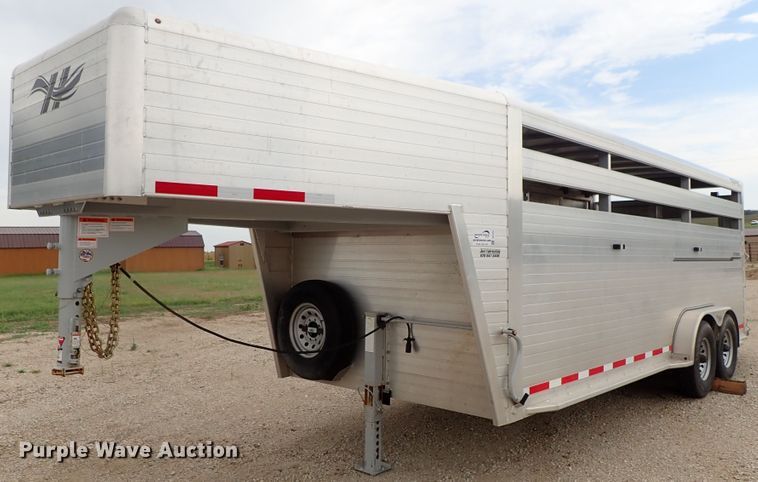 image for item DE1018 2016 Hillsboro Endura livestock trailer