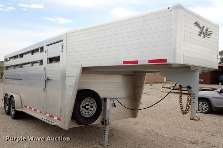 image for item DE1018 2016 Hillsboro Endura livestock trailer