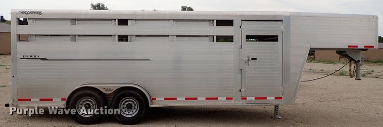 image for item DE1018 2016 Hillsboro Endura livestock trailer