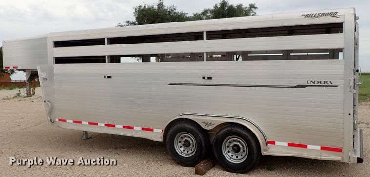image for item DE1018 2016 Hillsboro Endura livestock trailer