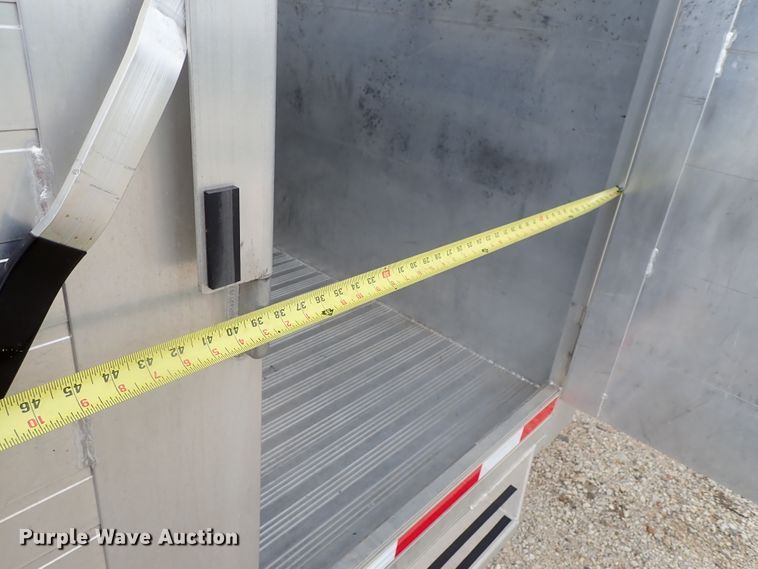 image for item DE1018 2016 Hillsboro Endura livestock trailer