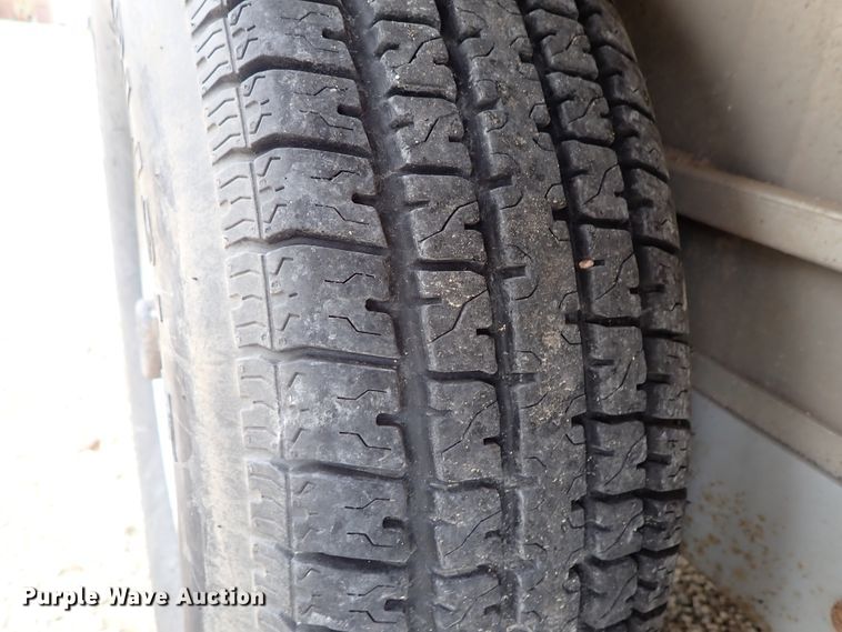 image for item DE1018 2016 Hillsboro Endura livestock trailer