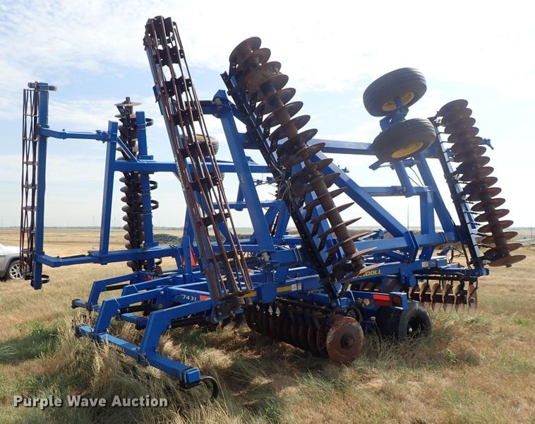 image for item DE5539 2010 Landoll 7431-33 vertical tillage