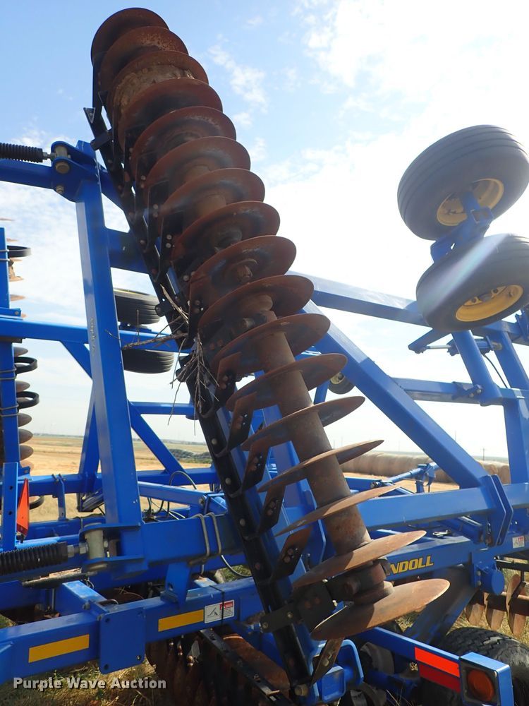 image for item DE5539 2010 Landoll 7431-33 vertical tillage
