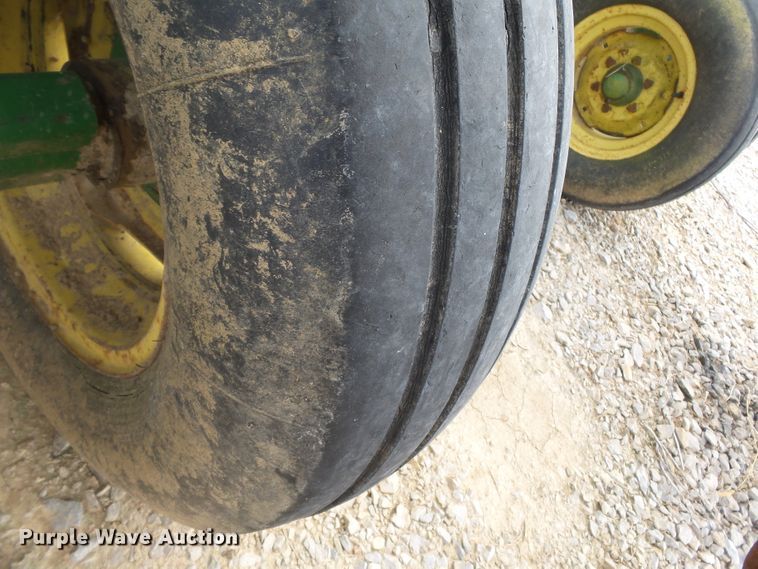 image for item DE7981 John Deere 650 tandem disk