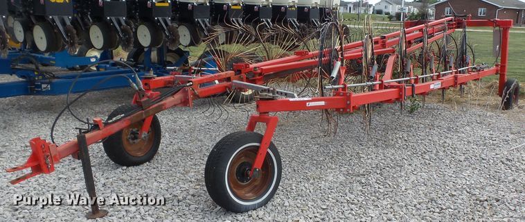 image for item DE7982 Enrossi 12+3 hay rake