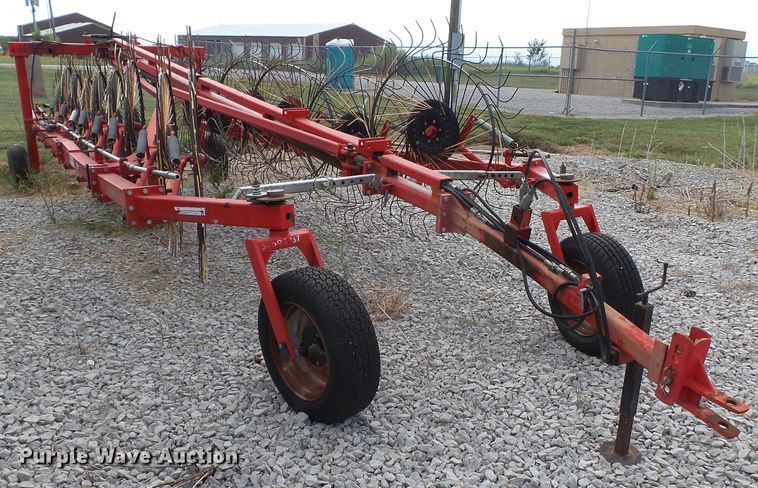 image for item DE7982 Enrossi 12+3 hay rake