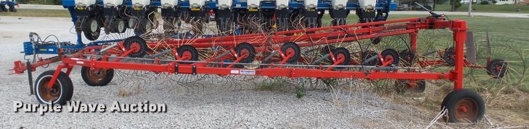 image for item DE7982 Enrossi 12+3 hay rake