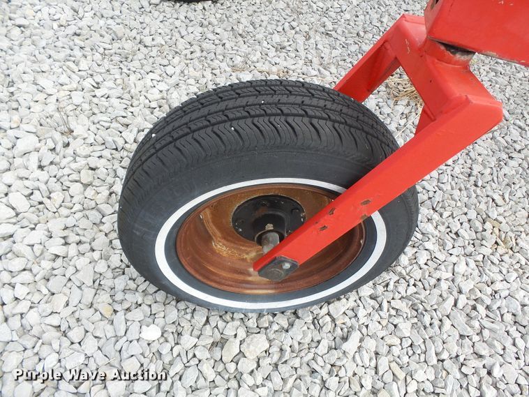 image for item DE7982 Enrossi 12+3 hay rake