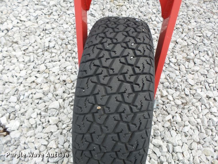 image for item DE7982 Enrossi 12+3 hay rake