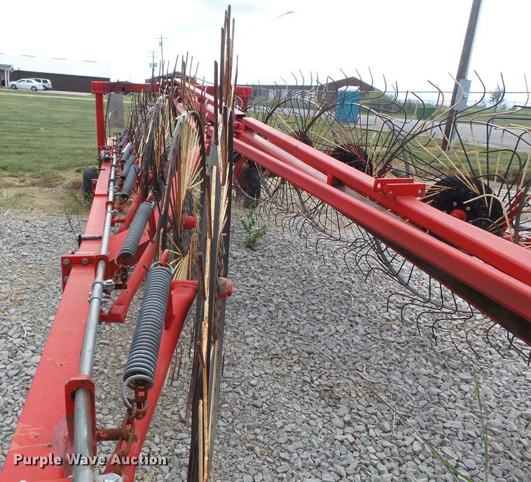 image for item DE7982 Enrossi 12+3 hay rake