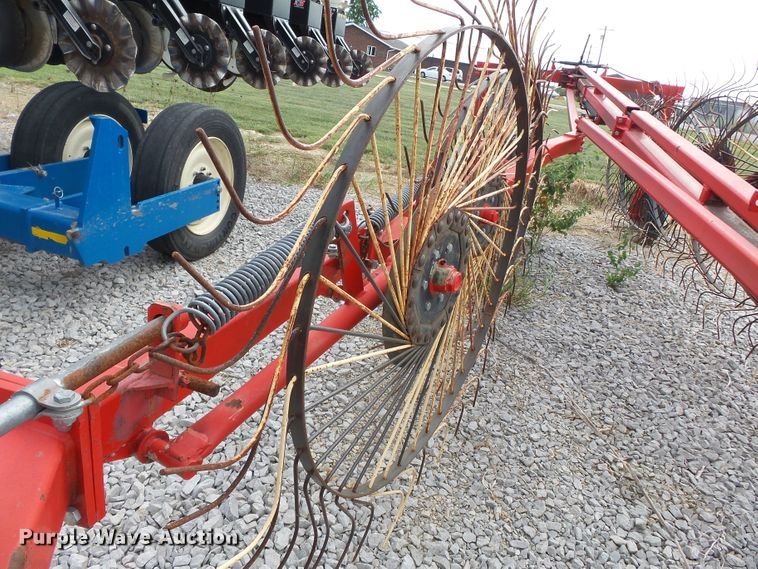 image for item DE7982 Enrossi 12+3 hay rake