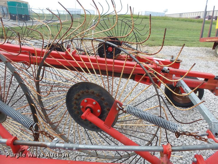 image for item DE7982 Enrossi 12+3 hay rake