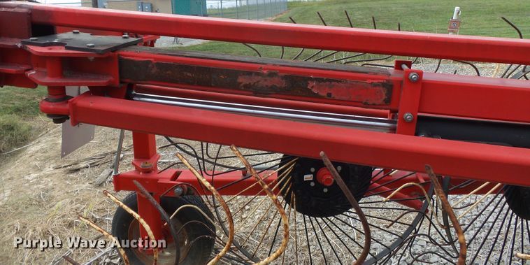 image for item DE7982 Enrossi 12+3 hay rake
