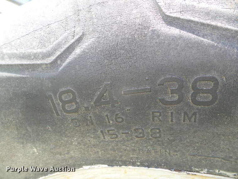 image for item DG0173 1979 Case 2090 tractor