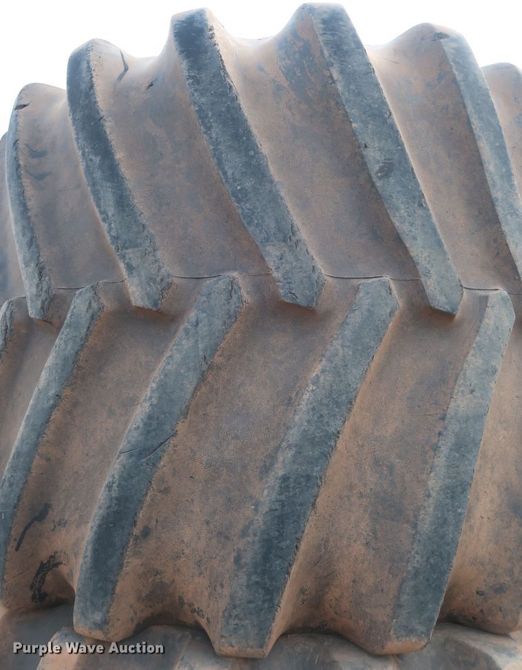 image for item DG4134 (4) Firestone Flotation 23DT 1250/45B32 tires