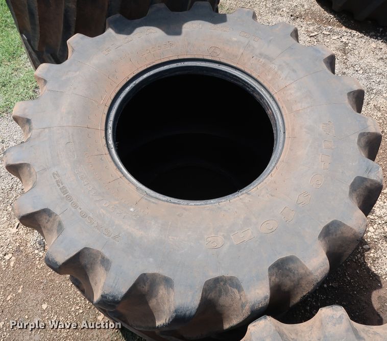 image for item DG4134 (4) Firestone Flotation 23DT 1250/45B32 tires