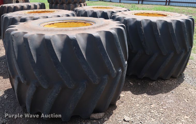 image for item DG4135 (4) Firestone Flotation 23DT 1250/45B32 tires and wheels