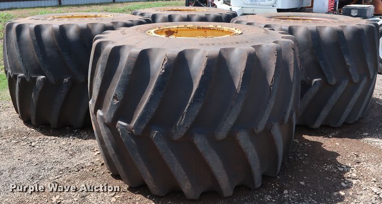 image for item DG4135 (4) Firestone Flotation 23DT 1250/45B32 tires and wheels