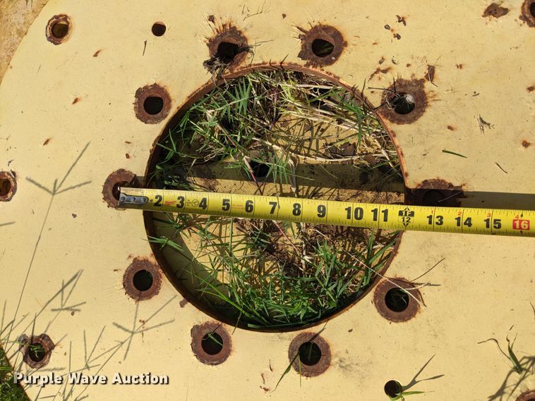 image for item DG4135 (4) Firestone Flotation 23DT 1250/45B32 tires and wheels