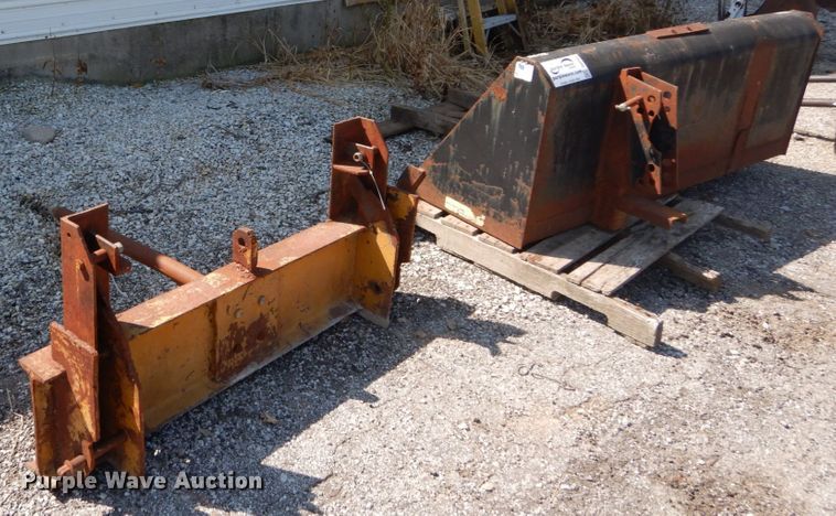 image for item DH2050 Vassar 73"W bucket