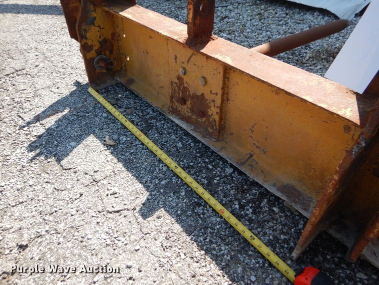 image for item DH2050 Vassar 73"W bucket