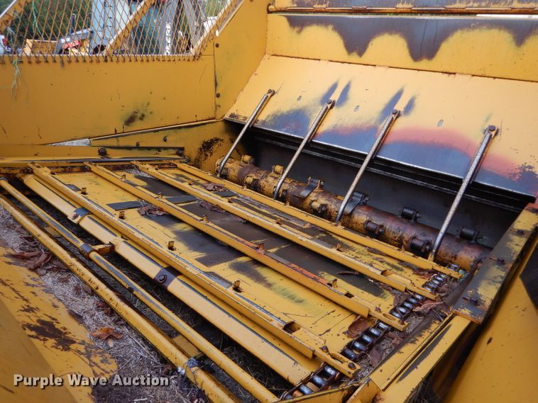 image for item DH2566 HayBuster 256 Plus II bale processor