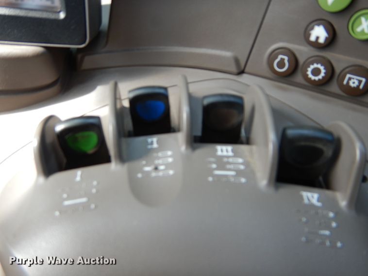 image for item DH2567 2013 John Deere 6210R MFWD tractor