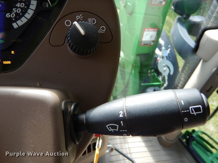 image for item DH2567 2013 John Deere 6210R MFWD tractor